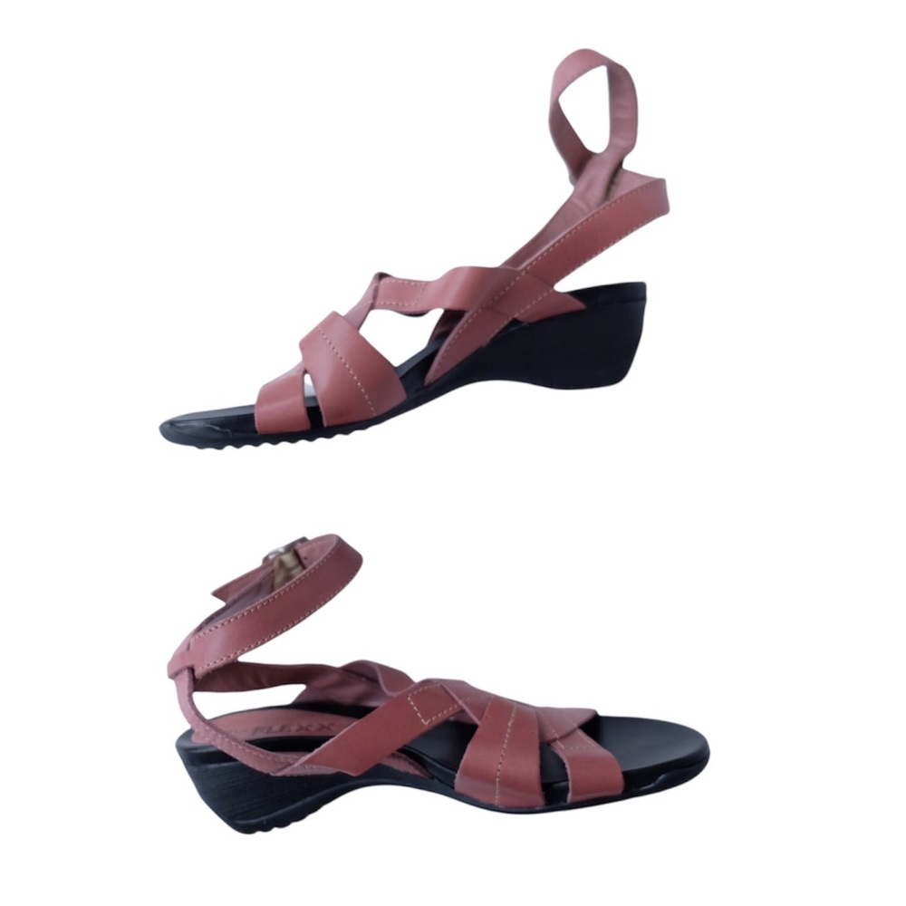 The Flexx Maeve Ankle Buckle Straps Open Toe Low Wedge Heels Sandals Shoes 6B
